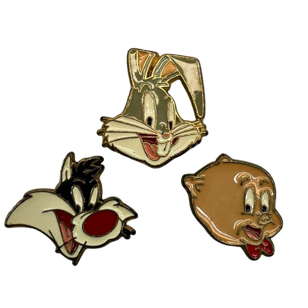 Vintage Warner Brother's 1993 Loony Tunes Button Covers Bugs Porky Sylvester